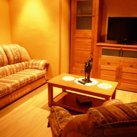 Apartamento Turistico Guara Casa Castro Barbastro Exterior photo