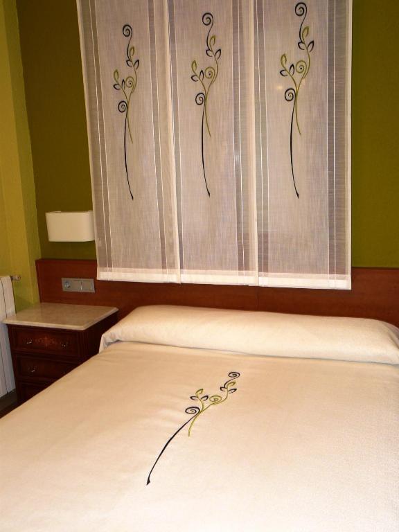 Apartamento Turistico Guara Casa Castro Barbastro Room photo